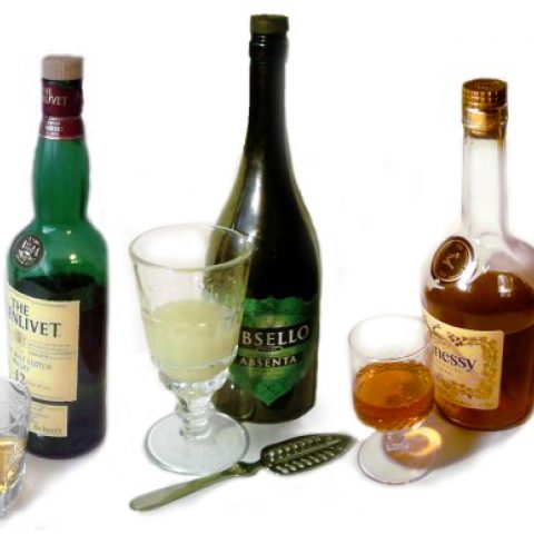 Foto: Phoney CC BY-SA 3.0 https://commons.wikimedia.org/wiki/File:Alcoholic_beverages_montage.jpg
